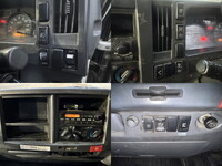 いすゞエルフクレーン4段小型（2t・3t）[写真41]