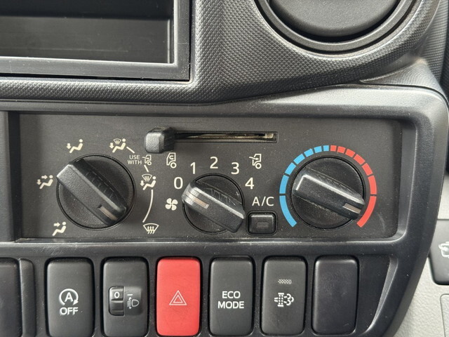 日野デュトロパッカー車（塵芥車）小型（2t・3t）[写真10]