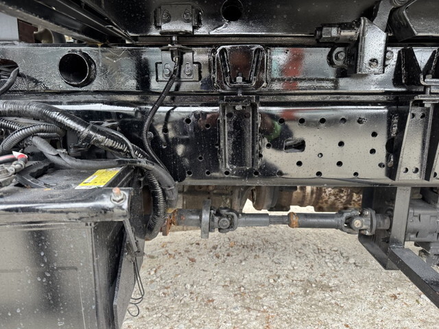 日野デュトロパッカー車（塵芥車）小型（2t・3t）[写真28]