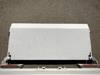 いすゞエルフアルミバン小型（2t・3t）[写真18]