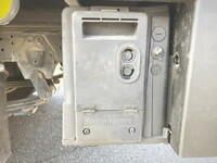 いすゞエルフアルミバン小型（2t・3t）[写真20]