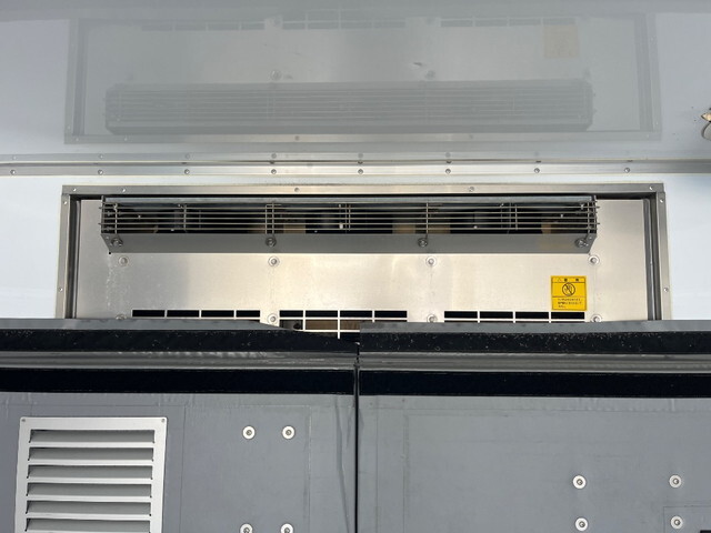 いすゞフォワード冷凍車（冷蔵車）中型（4t）[写真15]