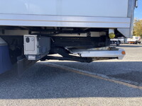 いすゞフォワード冷凍車（冷蔵車）中型（4t）[写真26]