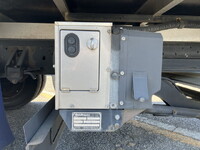 いすゞフォワード冷凍車（冷蔵車）中型（4t）[写真27]