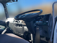 いすゞフォワード冷凍車（冷蔵車）中型（4t）[写真33]