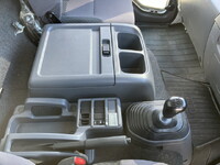 いすゞフォワード冷凍車（冷蔵車）中型（4t）[写真37]