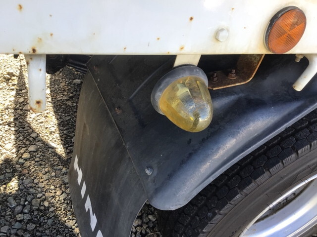 日野レンジャー平ボディ中型（4t）[写真18]