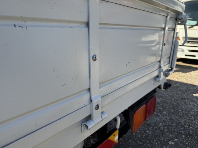 いすゞフォワードクレーン4段中型（4t）[写真39]