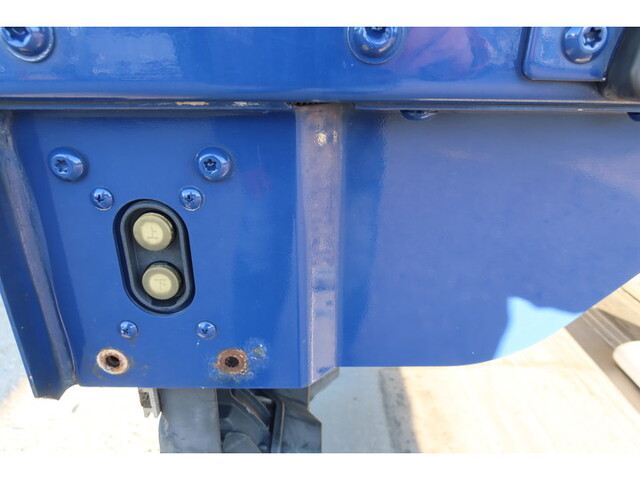 日野レンジャーアルミウイング中型（4t）[写真12]