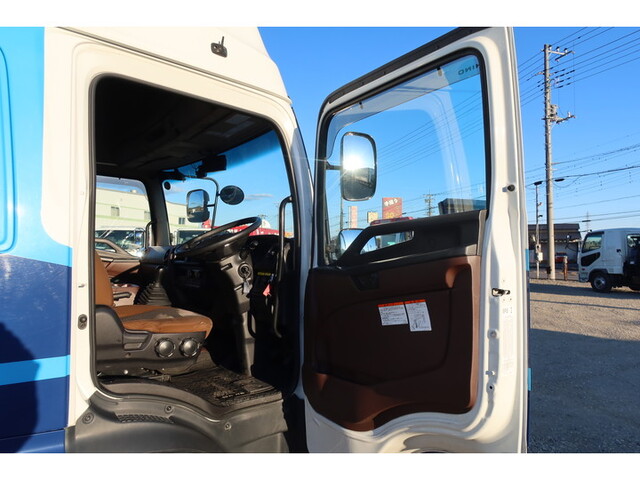 日野レンジャーアルミウイング中型（4t）[写真30]