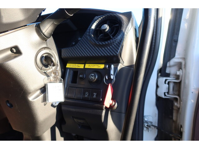 日野レンジャーアルミウイング中型（4t）[写真33]