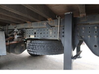 三菱ふそうキャンターセルフクレーン3段小型（2t・3t）[写真16]