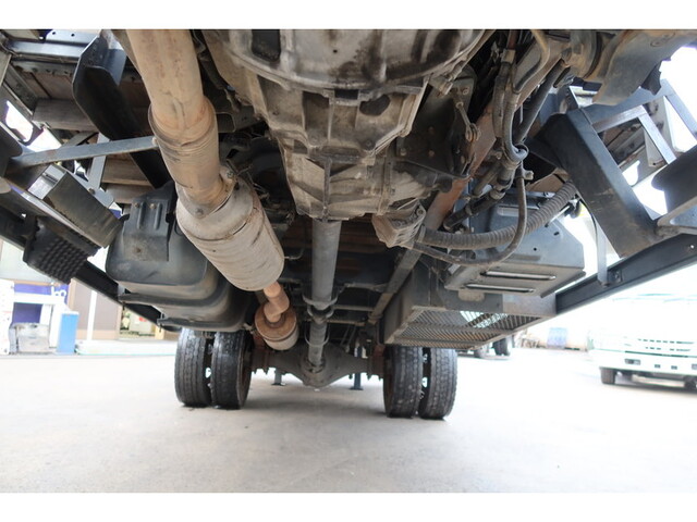 三菱ふそうキャンターセルフクレーン3段小型（2t・3t）[写真29]