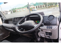 三菱ふそうキャンターセルフクレーン3段小型（2t・3t）[写真35]