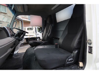 三菱ふそうキャンターセルフクレーン3段小型（2t・3t）[写真40]