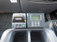 いすゞフォワード冷凍車（冷蔵車）中型（4t）[写真25]