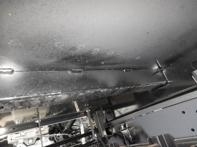 いすゞフォワードダンプ中型（4t）[写真11]