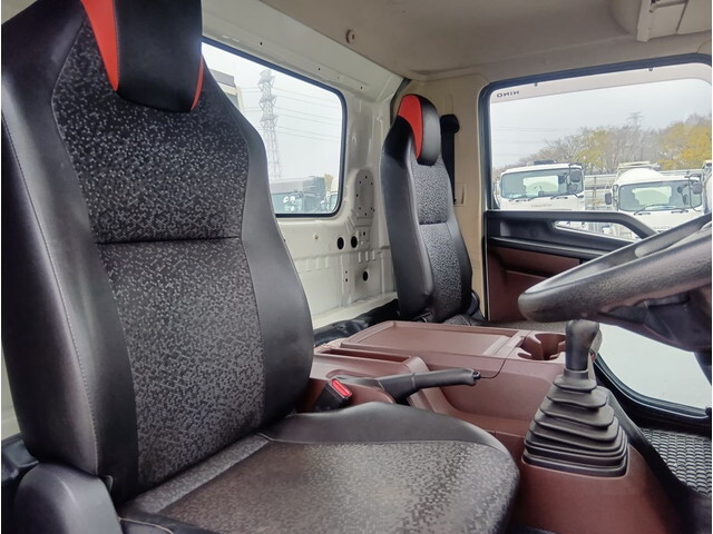 日野レンジャークレーン4段中型（4t）[写真22]