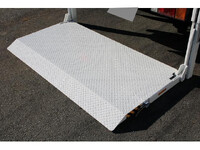 マツダタイタン平ボディ小型（2t・3t）[写真19]