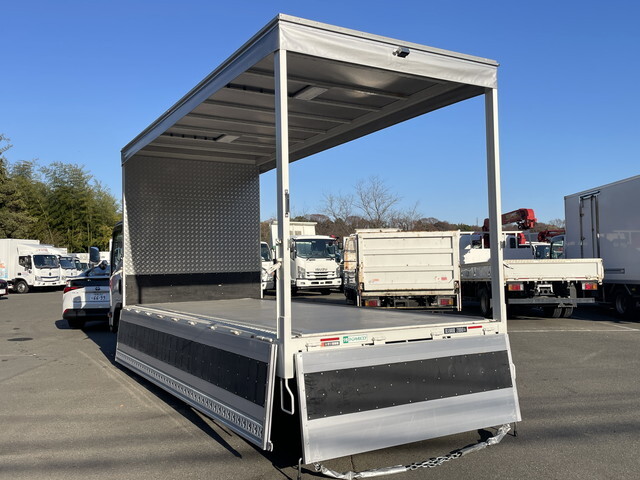 いすゞエルフ幌車小型（2t・3t）[写真11]