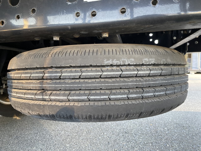 いすゞエルフ幌車小型（2t・3t）[写真18]