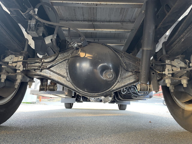 いすゞエルフ幌車小型（2t・3t）[写真23]