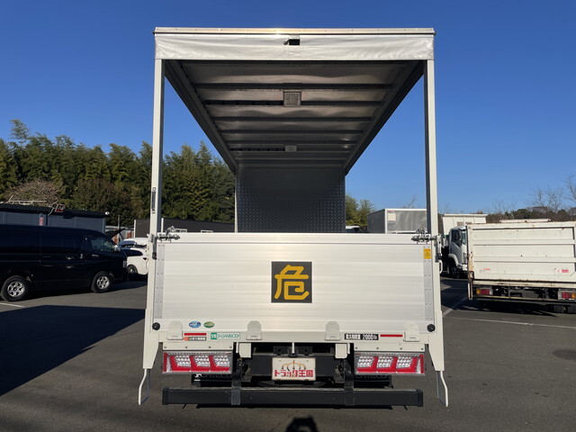 いすゞエルフ幌車小型（2t・3t）[写真09]