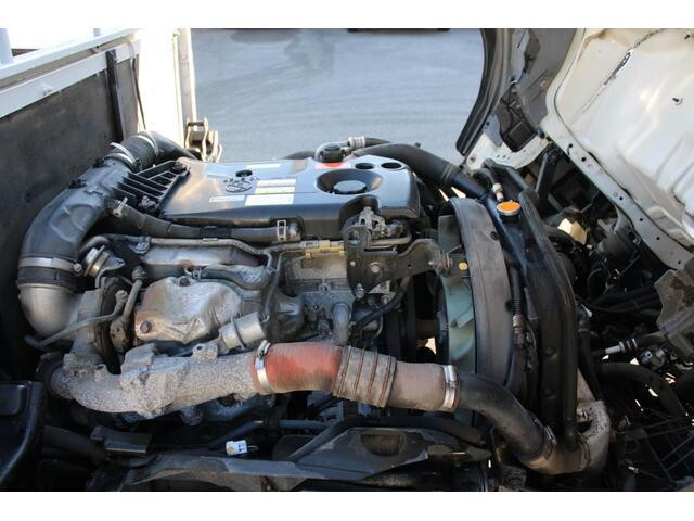 いすゞエルフ平ボディ小型（2t・3t）[写真10]