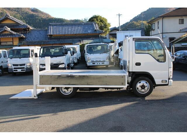 いすゞエルフ平ボディ小型（2t・3t）[写真12]