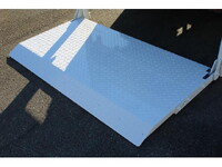 いすゞエルフ平ボディ小型（2t・3t）[写真17]