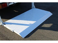 いすゞエルフ平ボディ小型（2t・3t）[写真18]