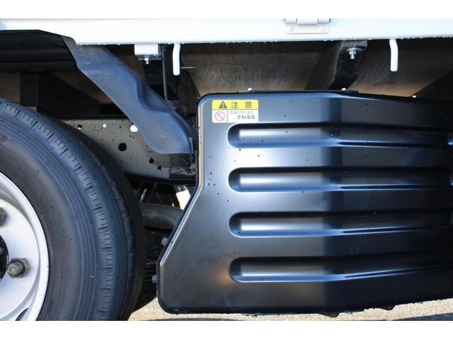 いすゞエルフ平ボディ小型（2t・3t）[写真25]