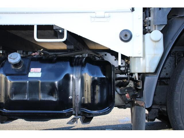 いすゞエルフ平ボディ小型（2t・3t）[写真27]