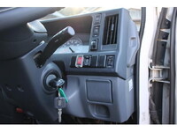 いすゞエルフ平ボディ小型（2t・3t）[写真32]