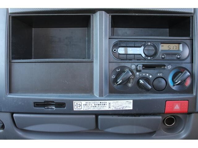 いすゞエルフ平ボディ小型（2t・3t）[写真33]