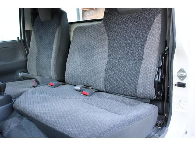 いすゞエルフ平ボディ小型（2t・3t）[写真36]