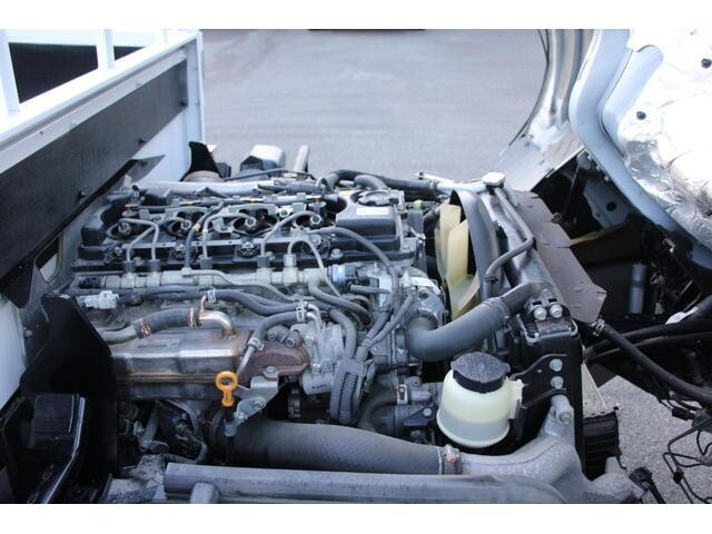 日産アトラス平ボディ小型（2t・3t）[写真10]