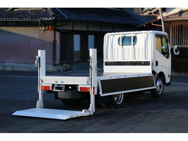 日産アトラス平ボディ小型（2t・3t）[写真12]