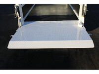 日産アトラス平ボディ小型（2t・3t）[写真17]