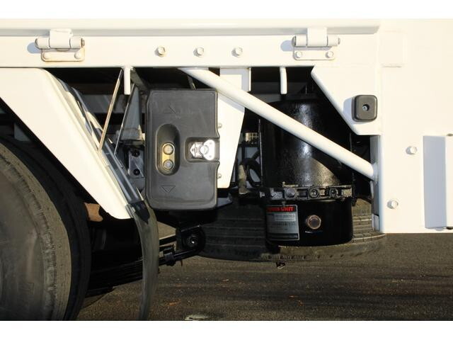 日産アトラス平ボディ小型（2t・3t）[写真26]