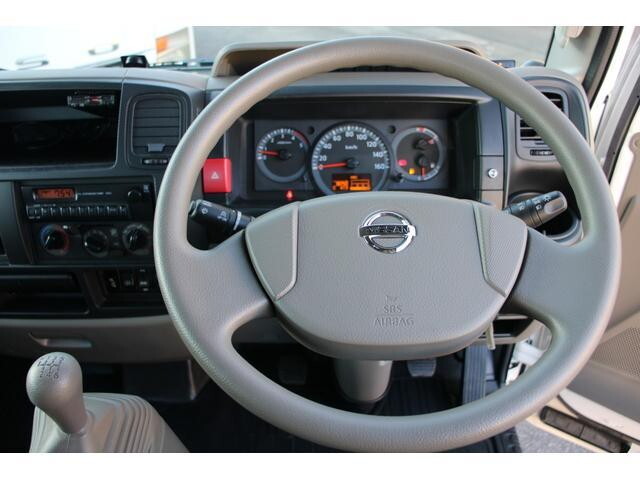 日産アトラス平ボディ小型（2t・3t）[写真29]