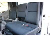 日産アトラス平ボディ小型（2t・3t）[写真36]