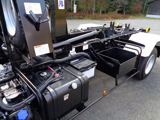 いすゞフォワードコンテナ専用車中型（4t）[写真14]