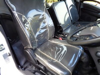 いすゞフォワードコンテナ専用車中型（4t）[写真24]