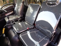 いすゞフォワードコンテナ専用車中型（4t）[写真26]