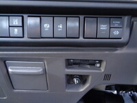 いすゞフォワードコンテナ専用車中型（4t）[写真30]