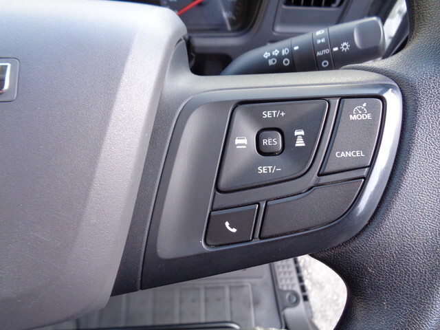 いすゞフォワードコンテナ専用車中型（4t）[写真30]