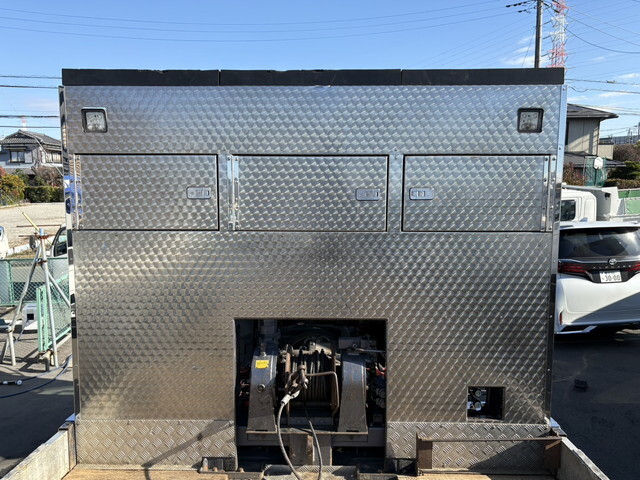 いすゞフォワードセルフローダー増トン（6t・8t）[写真10]