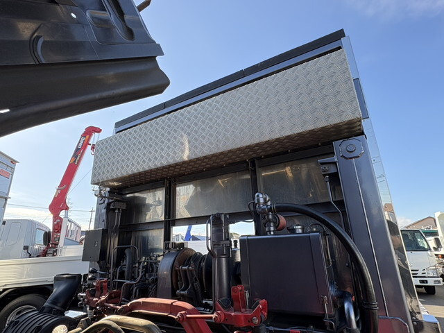 いすゞフォワードセルフローダー増トン（6t・8t）[写真13]