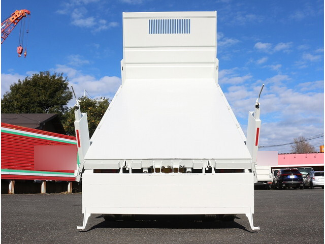 いすゞエルフダンプ小型（2t・3t）[写真11]